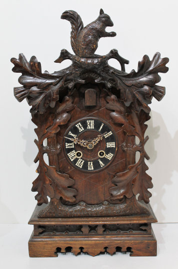 Antique Black Forest shelf cuckoo Clock