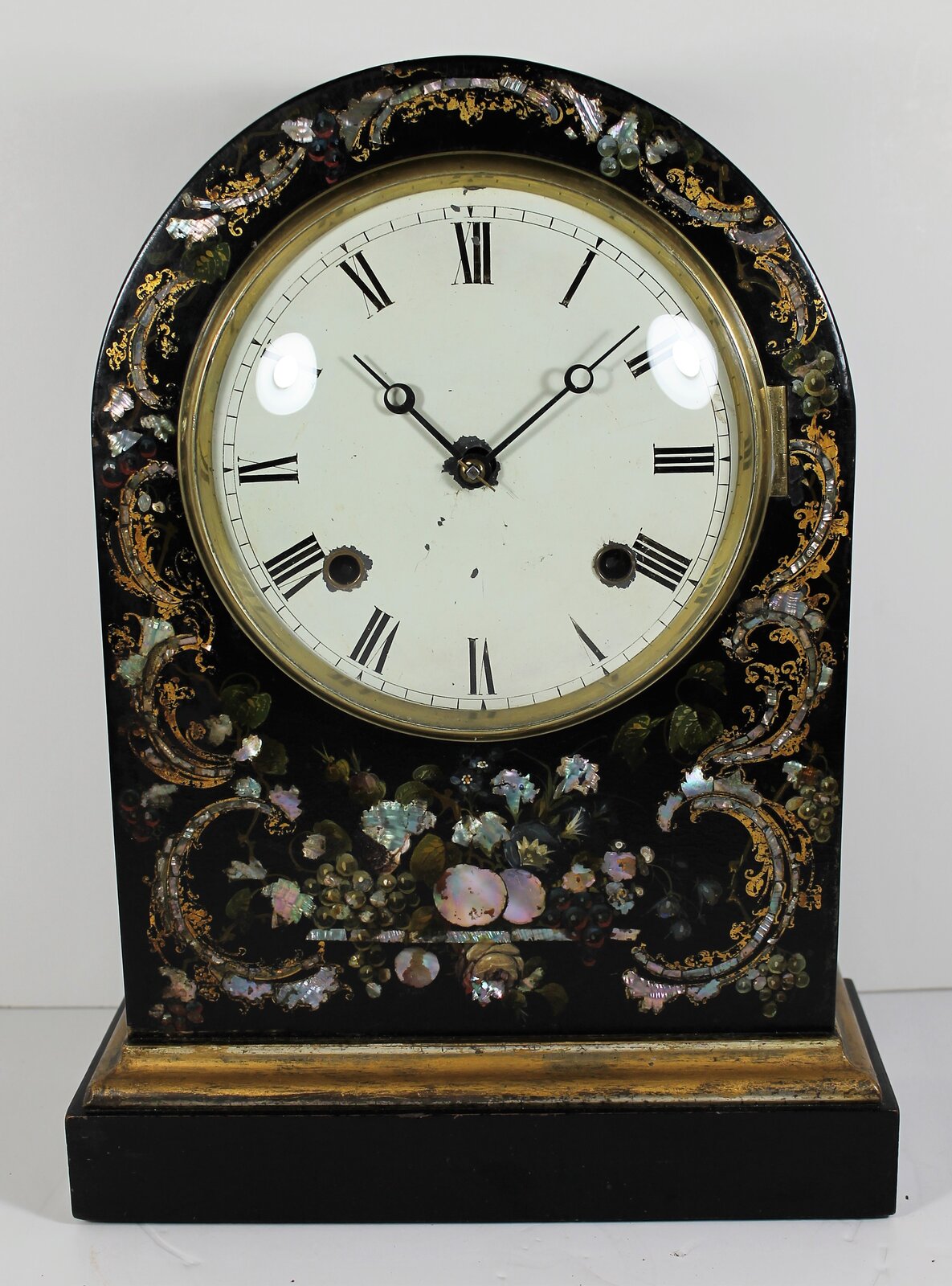 Antique unknown round top paper mache shelf Clock — Antique Clocks Price Guide