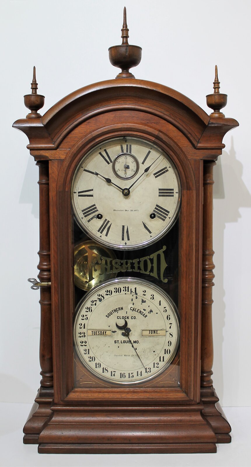 Antique Southern Calendar Fashion No. 4 Clock — Antique Clocks Price Guide