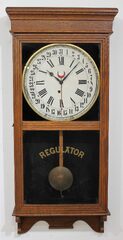 Antique Ingraham Trenton calendar Clock