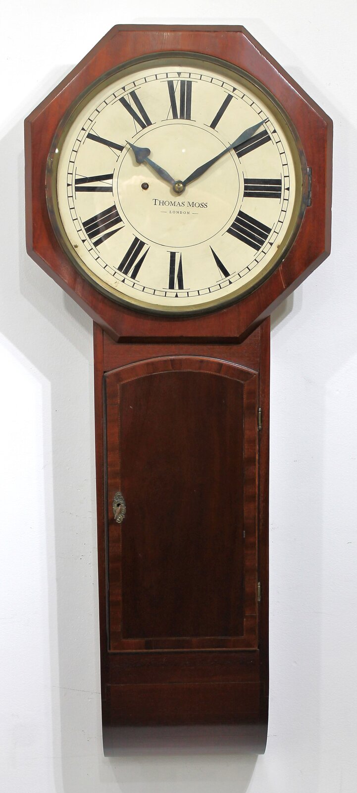 English tavern clock, ca. 1880. — Antique Clocks Price Guide