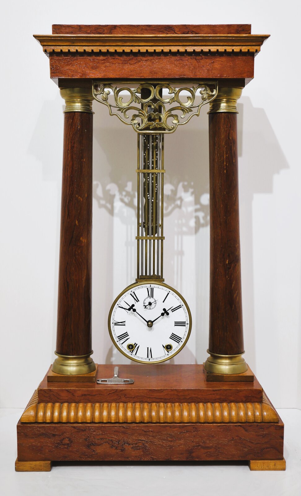 Modern inverted pendulum portico, ca. 1980? — Antique Clocks Price Guide