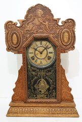The E. Ingraham Co. “Peerless” kitchen clock, ca. 1915.