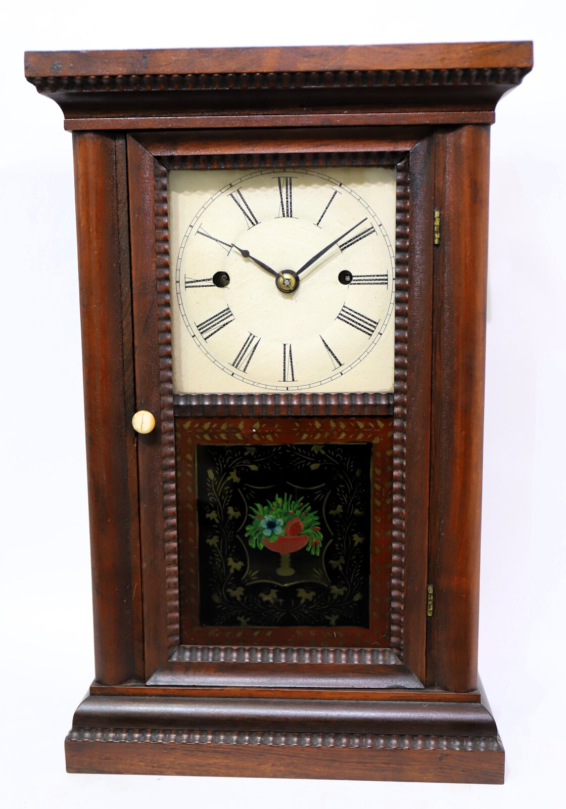 Forestville Mfg. Co ripple-trim fusee shelf clock, 1842-1849. — Antique Clocks Price Guide
