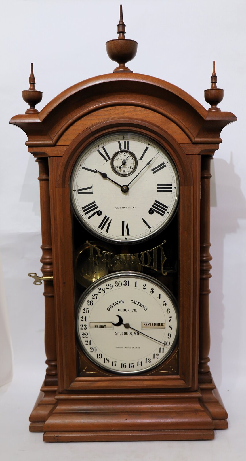 Southern Calendar Clock Co. “Fashion No. 4”, ca. 1885. — Antique Clocks Price Guide