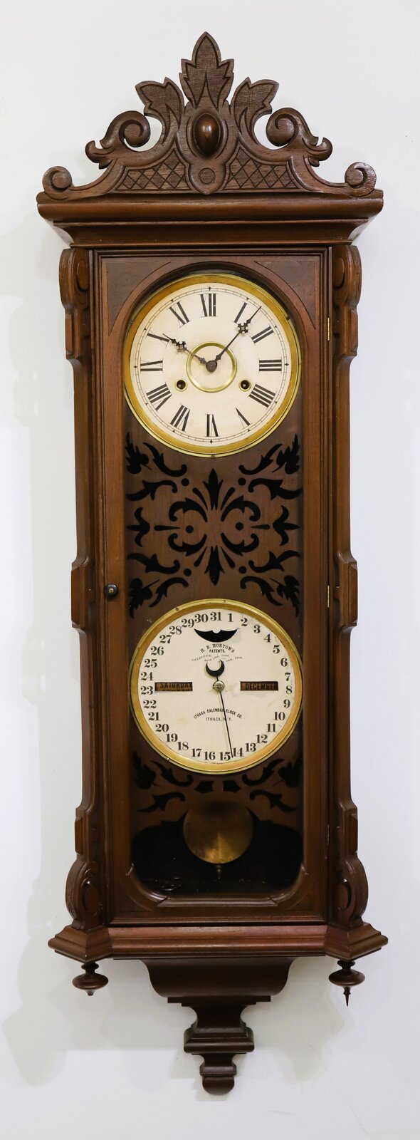Ithaca Calendar Clock Co. “No. 3 Vienna” REPRODUCTION, ca. 1980. — Antique Clocks Price Guide