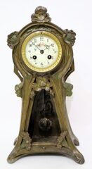 French art nouveau metal case clock, ca. 1900.