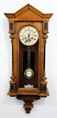 Small spring-driven Vienna, ca. 1900.