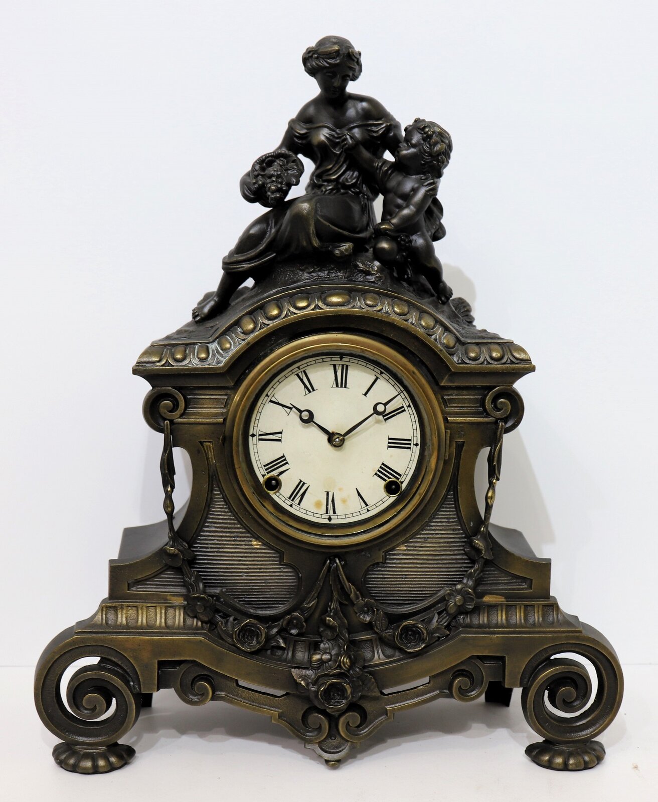 Waterbury Clock Co. “French”, ca. 1870. — Antique Clocks Price Guide