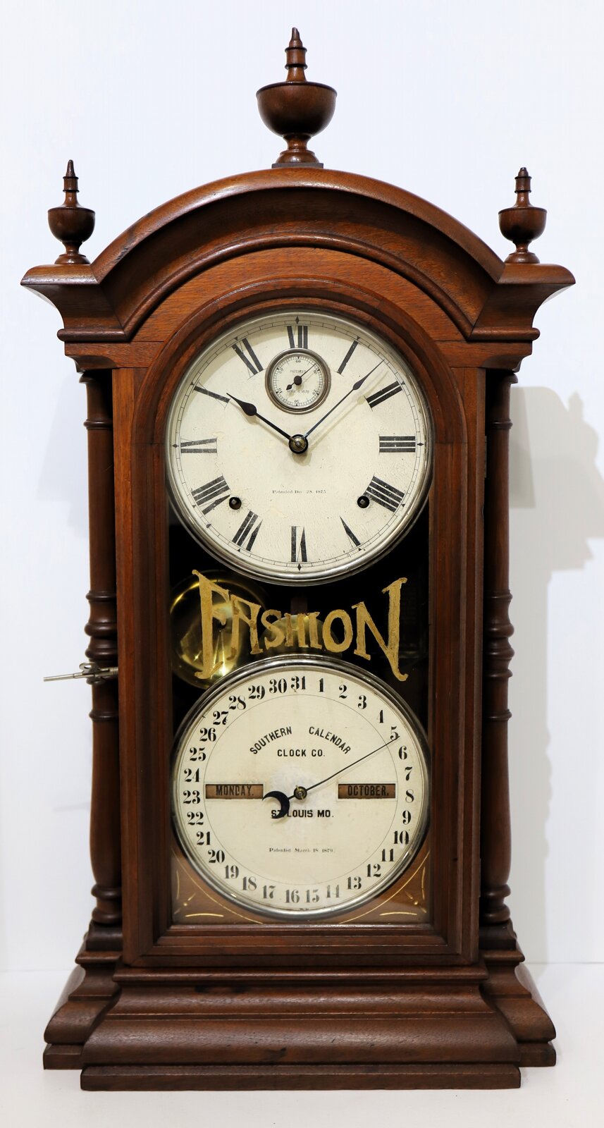 Southern Calendar Clock Co. “Fashion No. 4”, ca. 1885. — Antique Clocks Price Guide