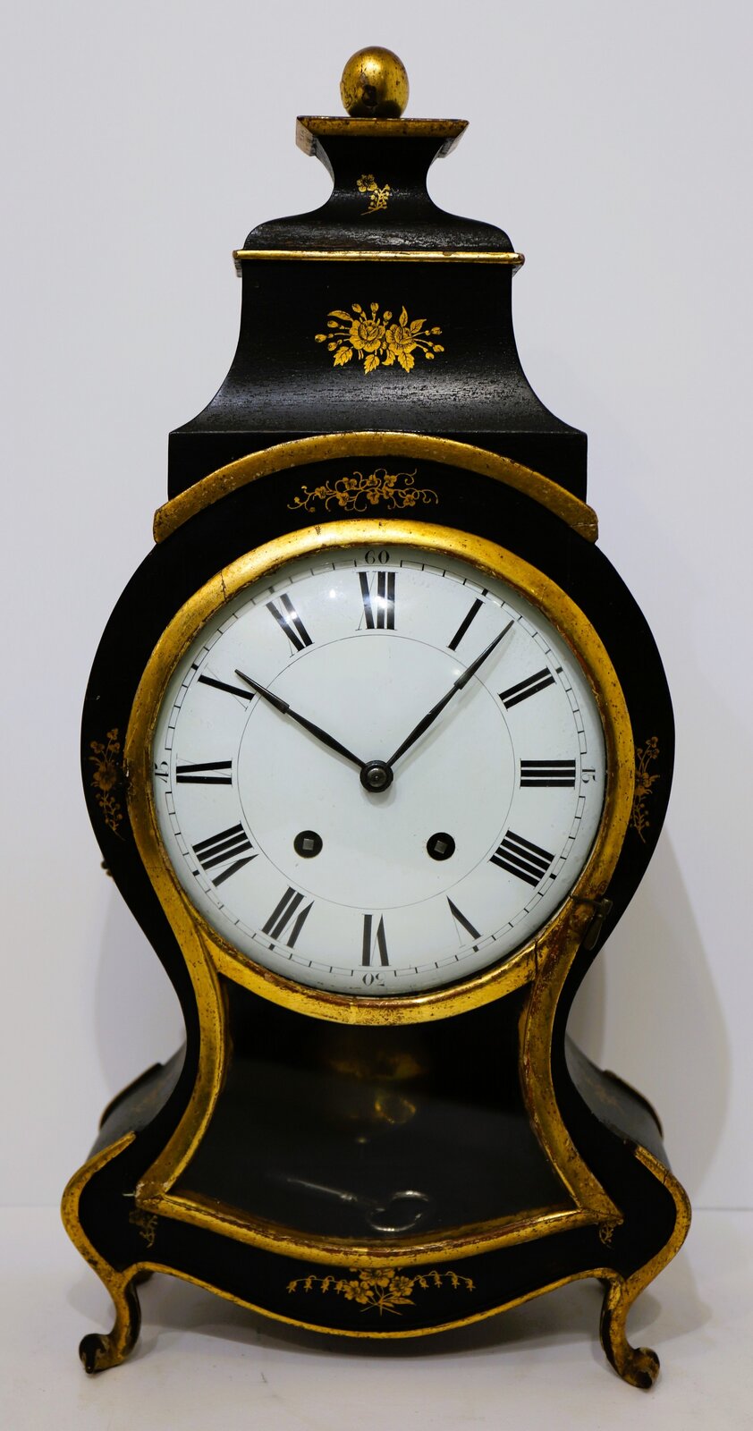 Swiss Neuchatel quarter-striking shelf clock with bracket, ca. 1800. — Antique Clocks Price Guide