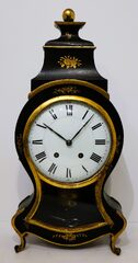 Swiss Neuchatel quarter-striking shelf clock with bracket, ca. 1800.