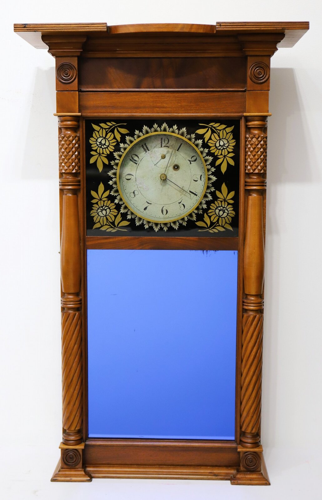 Asa Munger empire flat-top (ironing board) shelf clock, 1818-1825. — Antique Clocks Price Guide