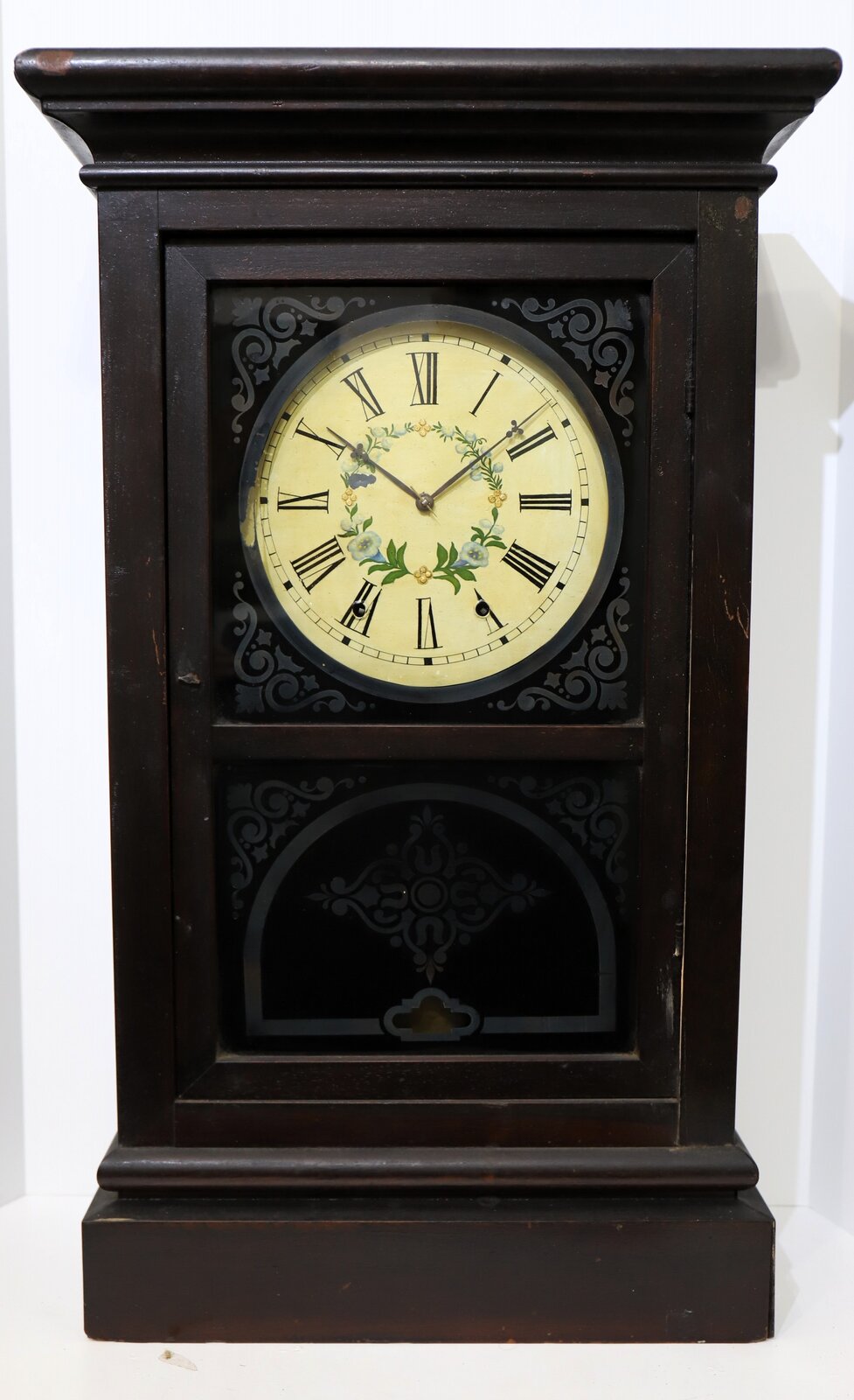 Waterbury Clock Co. Parlor Clock, ca. 1880. — Antique Clocks Price Guide