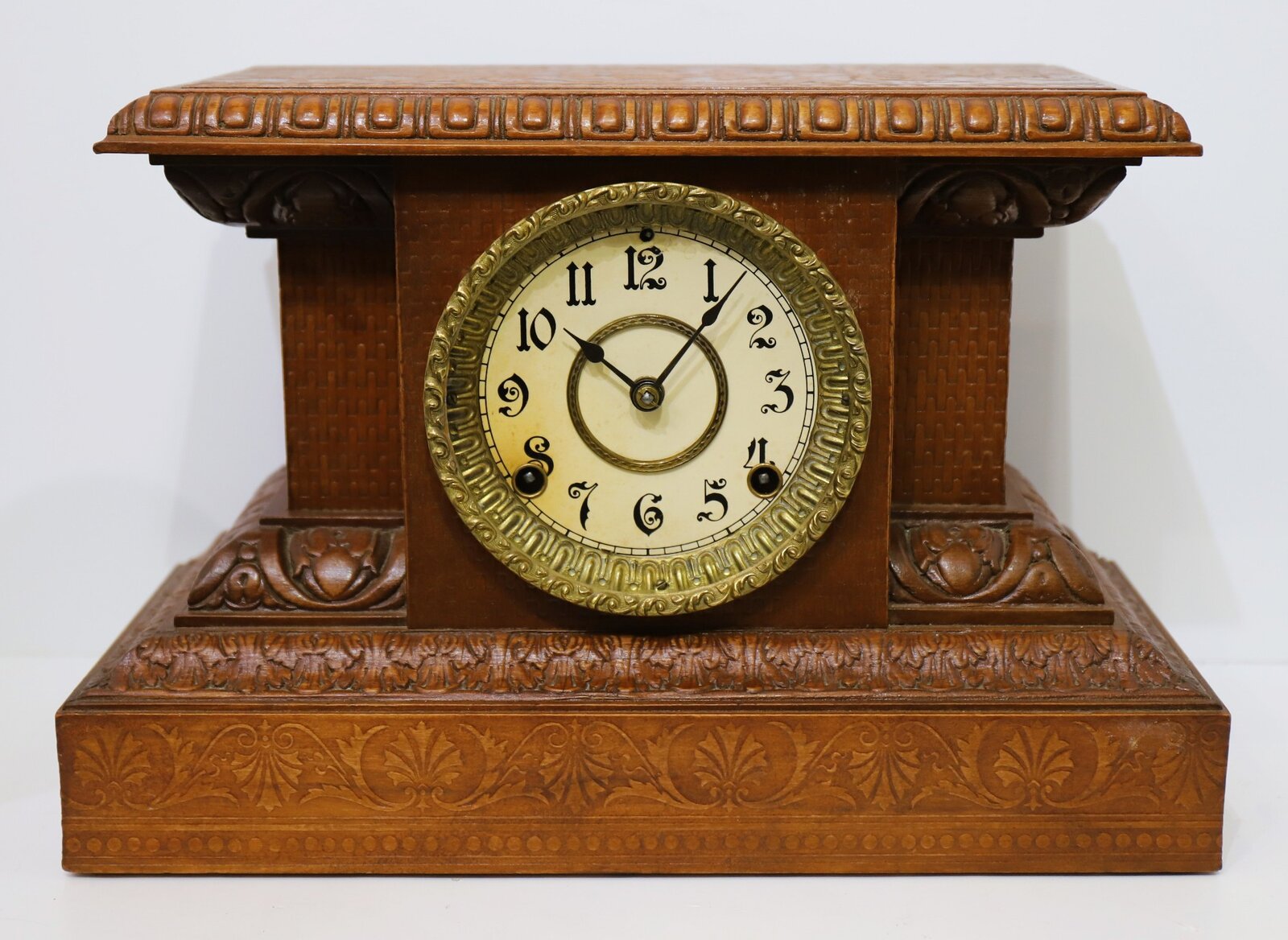Seth Thomas Clock Co. “No. 820”, 1892. — Antique Clocks Price Guide