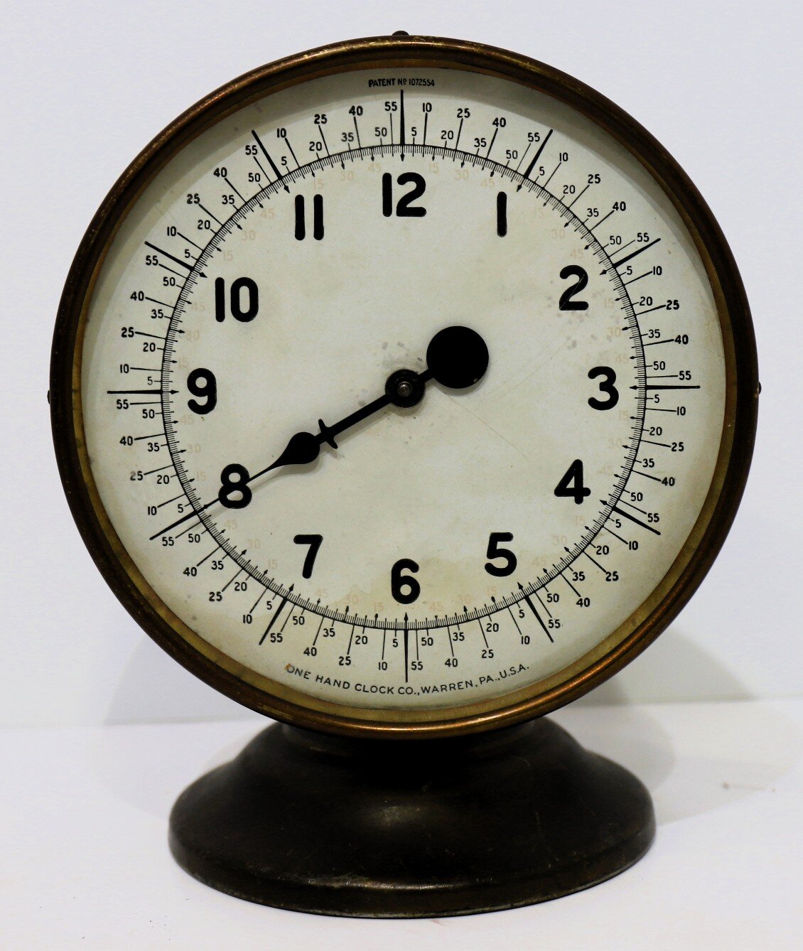 One Hand Clock Co. 7-inch clock, 1913-1923. — Antique Clocks Price Guide