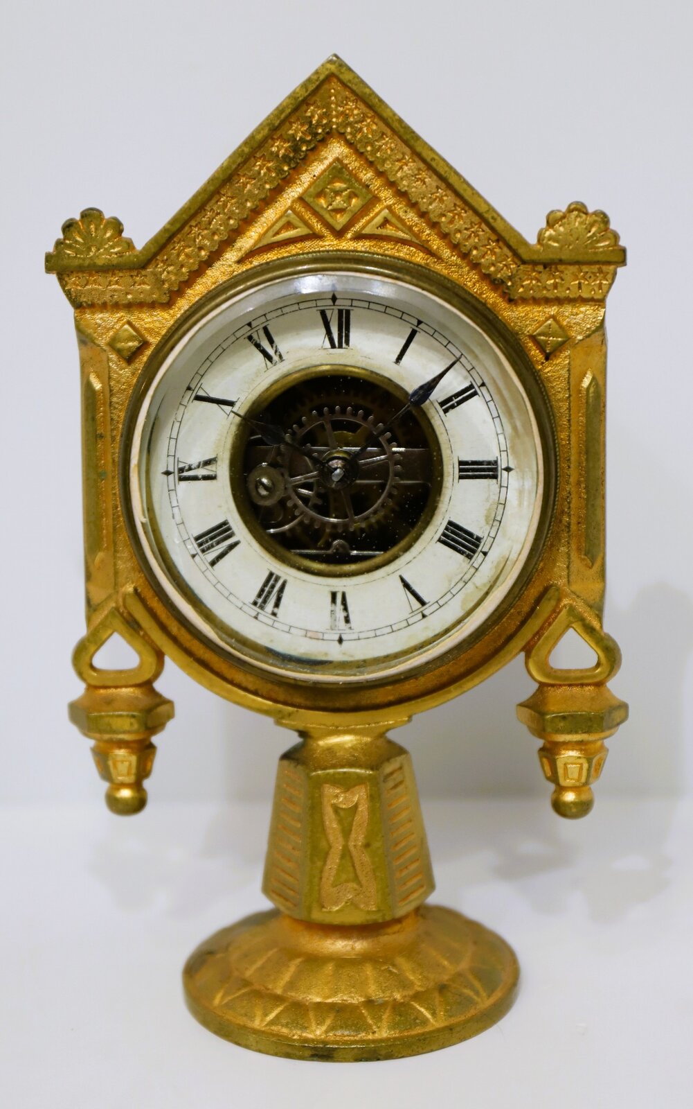 E.N. Welch Manufacturing Co. “Le Prince” Patent Case, Cast front series, ca. 1880. — Antique Clocks Price Guide