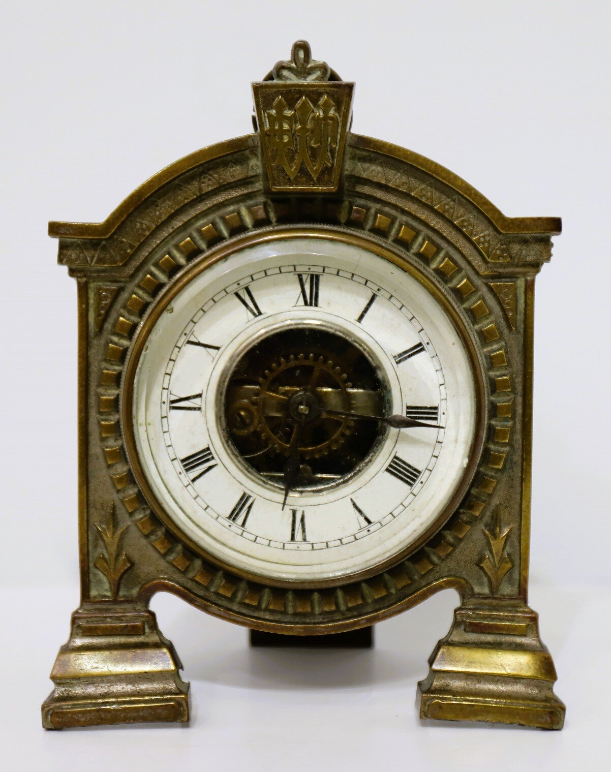 E.N. Welch Manufacturing Co. “Le Roi” Patent Case, Cast front series, ca. 1880. — Antique Clocks Price Guide