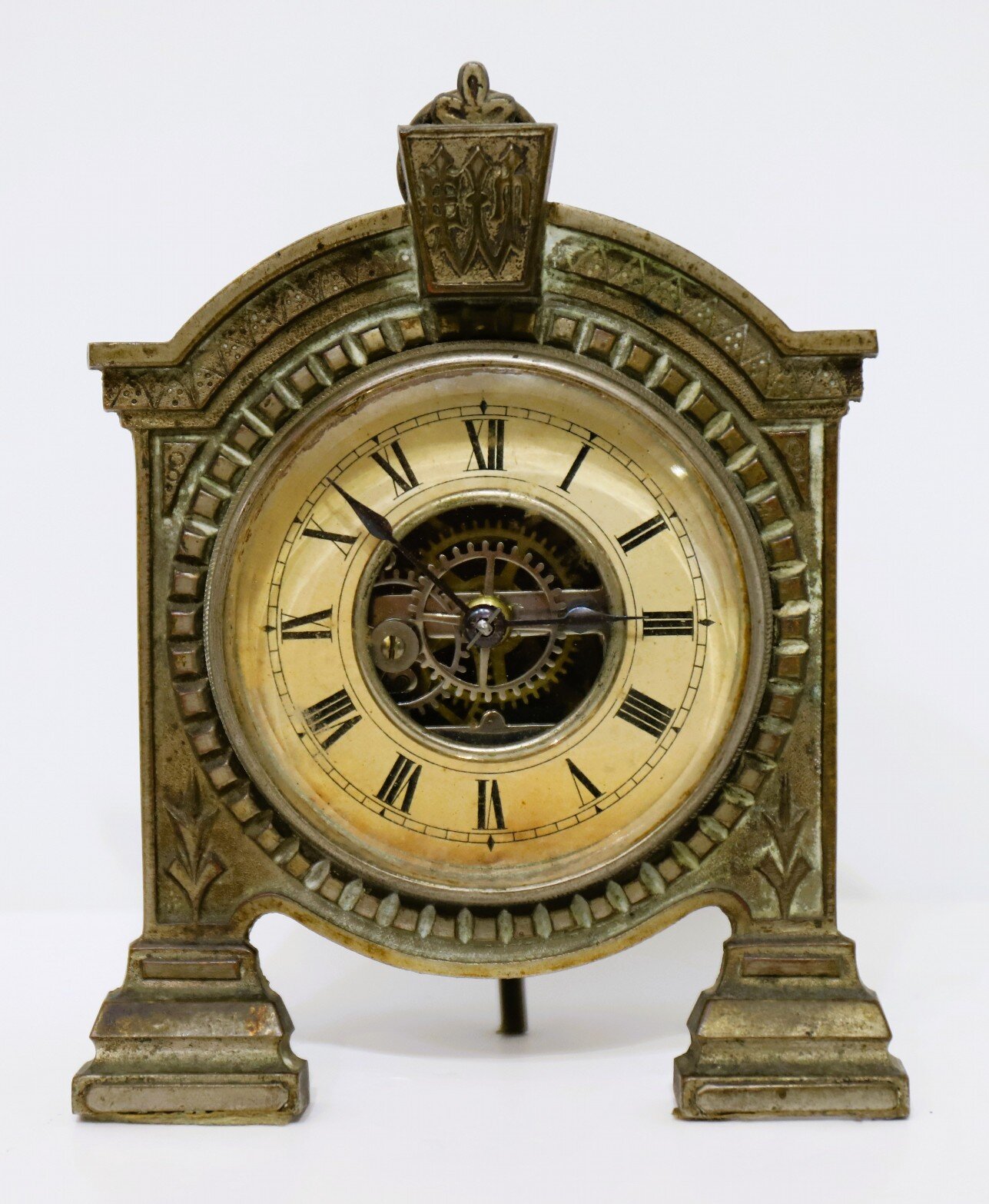 E.N. Welch Manufacturing Co. “Le Roi” Patent Case, Cast front series, ca. 1880. — Antique Clocks Price Guide