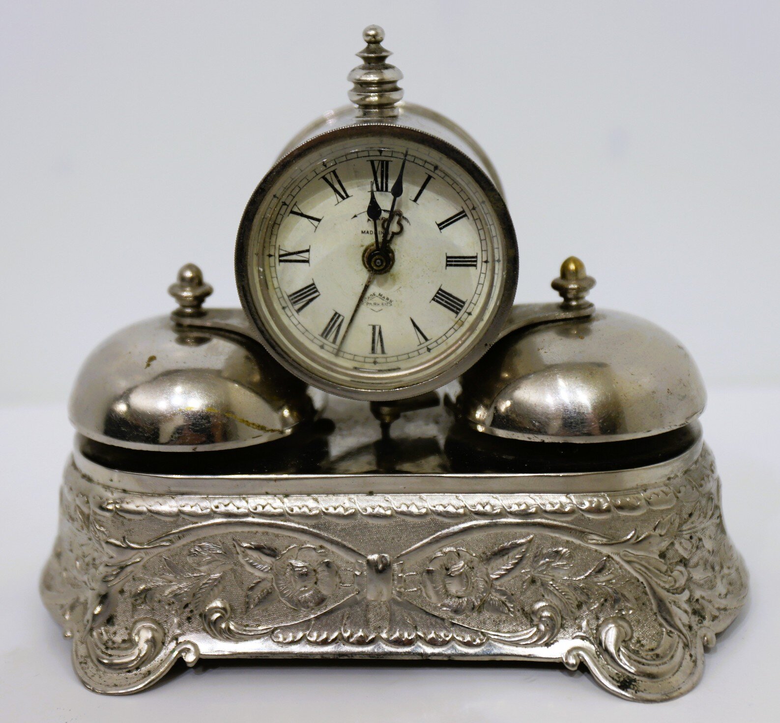 Parker Clock Co. “No. 604” double-bell alarm, ca. 1905. — Antique Clocks Price Guide
