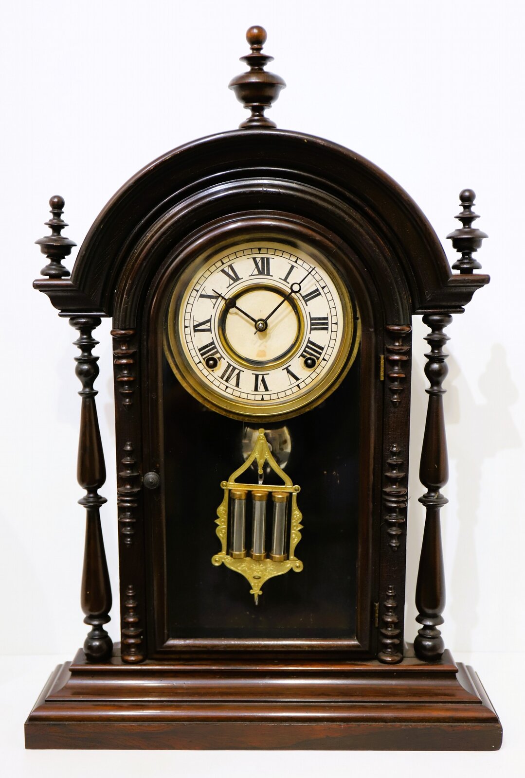 E.N. Welch Mfg. Co. “Parepa”, ca. 1885. — Antique Clocks Price Guide
