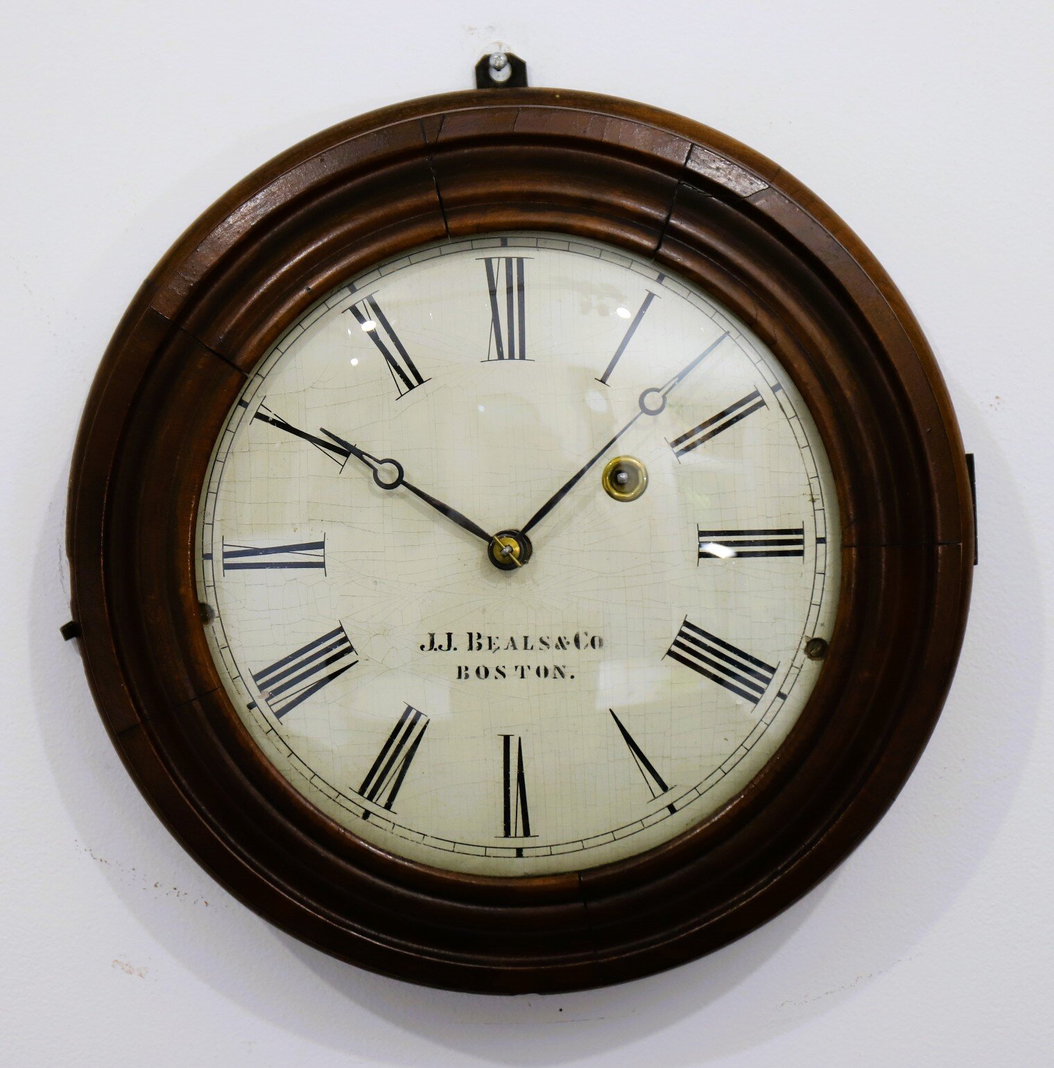 Brewster & Ingrahams small gallery timepiece, 1845-1850. — Antique Clocks Price Guide