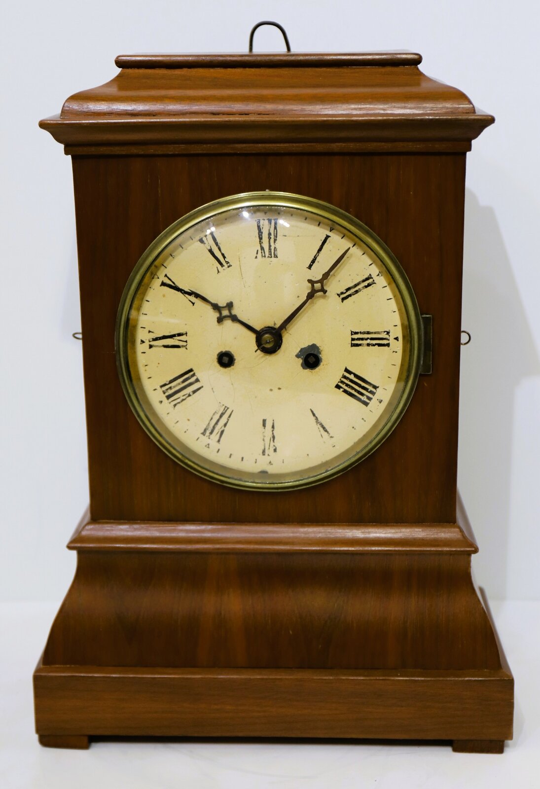 English(?) shelf clock, ca. 1890. — Antique Clocks Price Guide