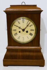 English(?) shelf clock, ca. 1890.