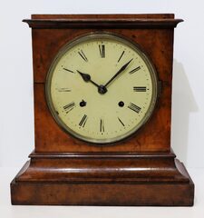 English(?) shelf clock, ca. 1890.