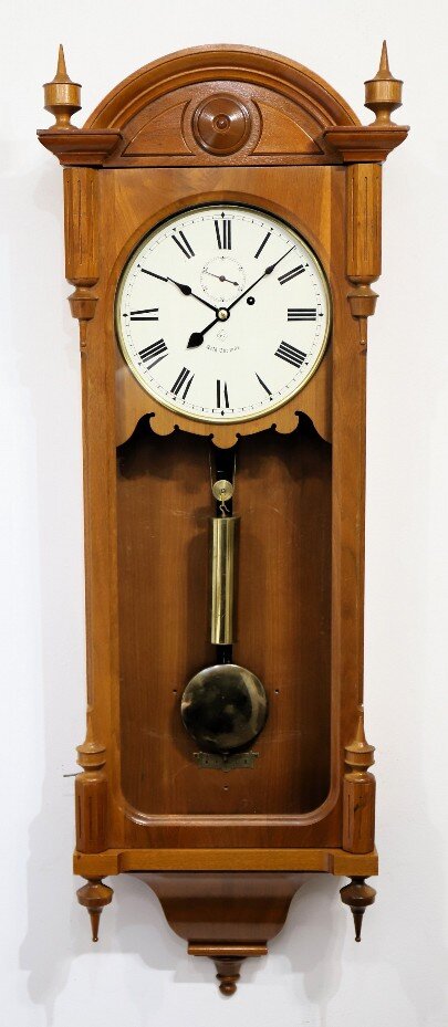 Seth Thomas Clock Co. “Regulator No. 6” REISSUE, 1977. — Antique Clocks Price Guide