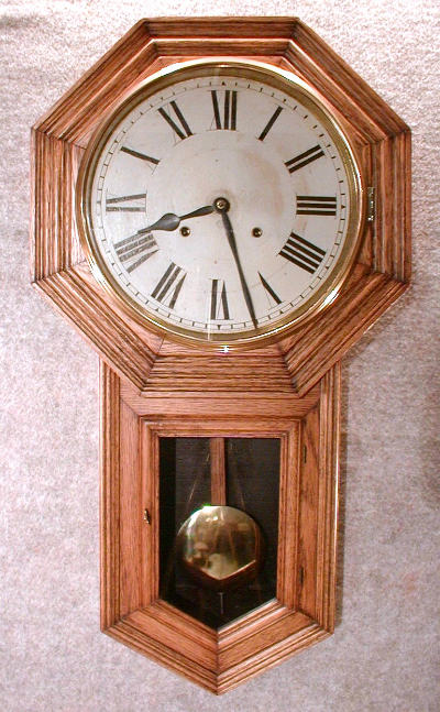 THIS IS AN ANSONIA "REGULATOR B" SCHOOL CLOCK. CIRCA 1900-1910. — Antique Clocks Price Guide