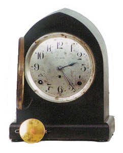 Seth Thomas miniature beehive case, probably one of the "Prospect" series. — Antique Clocks Price Guide