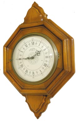Contemporary wood gallery clock, made by, P.F. Bollenbach, Chicago, Illinois, U.S.A. — Antique Clocks Price Guide