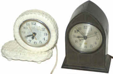 A wicker clock. — Antique Clocks Price Guide