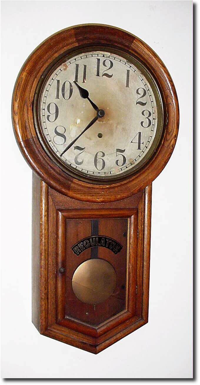 C.1920, Connecticut, 8-day, Oak Long drop with round bezel. — Antique Clocks Price Guide