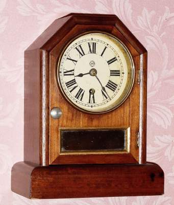 C.1880, Seth Thomas Clock Co., Thomaston, Conn., "Octagon Top "A", 30-hour cottage timepiece. — Antique Clocks Price Guide