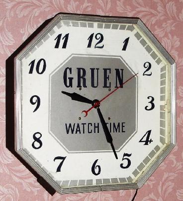 C.1939, Gruen Watch Time Advertising electric wall timepiece. — Antique Clocks Price Guide