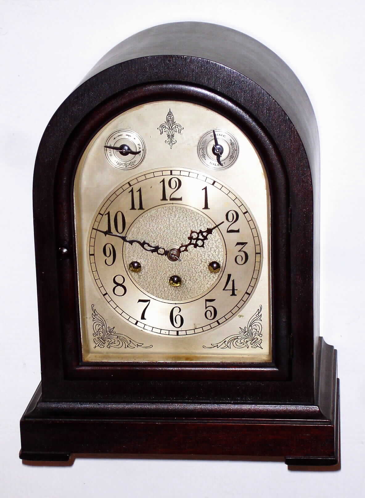 Seth Thomas Clock Co., Thomaston, Conn., "Chime Clock No. 71" 8 day Westminster chime mahogany mantel clock, c1924 — Antique Clocks Price Guide