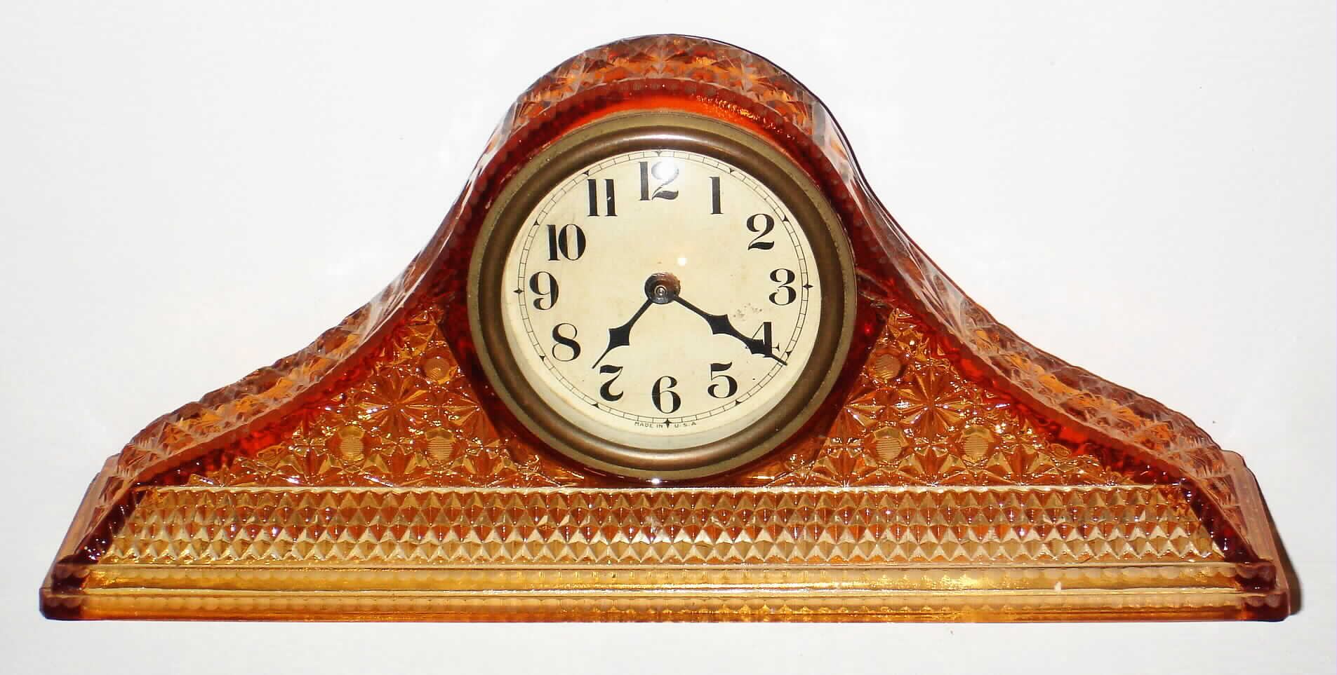 McKee Glass Co., Jenrette, Penn., Daisy and Button pressed glass tambour 30 hour time piece, c1930 — Antique Clocks Price Guide