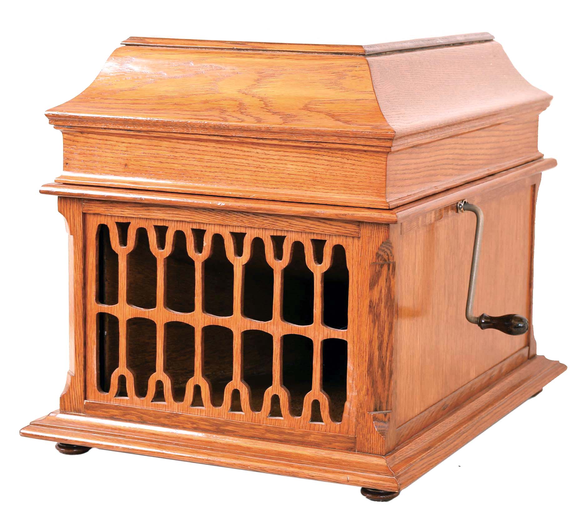 Thomas A. Edison Inc., East Orange, NJ. "Amberola V" in oak case. Serial # 2344. Plays 4-minute Blue Amberol records. — Antique Clocks Price Guide