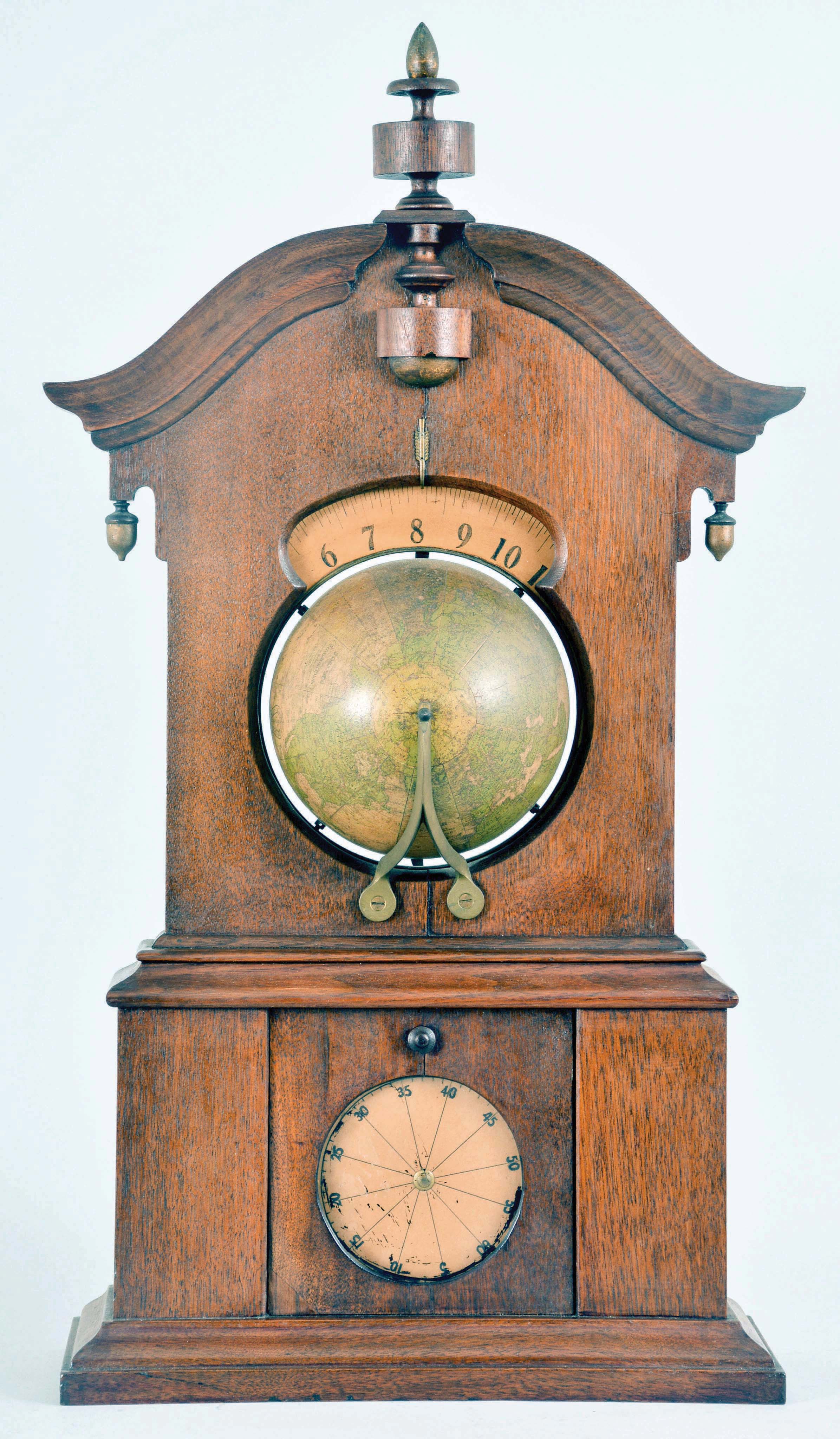 L. E. Whiting, Saratoga Springs, NY, "Timby Solar Time Piece". 8 day, spring driven, brass lever movement shelf clock. The patent for this hard to find clock was held by Theodore R. Timby, the clocks designer. Movement made by Noah Pomery. — Antique Clocks Price Guide