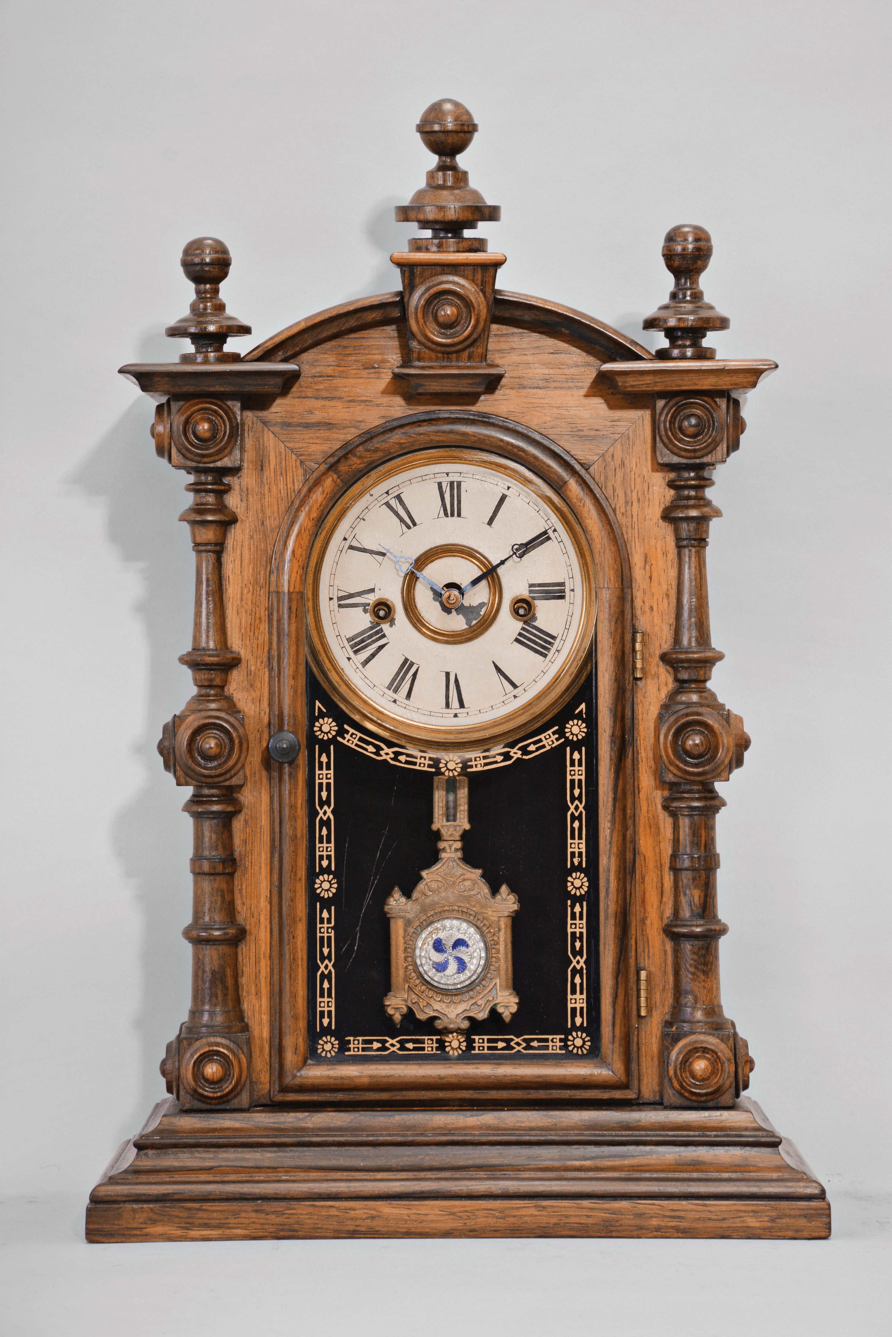 Welch, Spring & Co., Forestville, Conn., "Patti V.P. No. 1", 8 day, time and strike, spring driven brass movement shelf clock. — Antique Clocks Price Guide