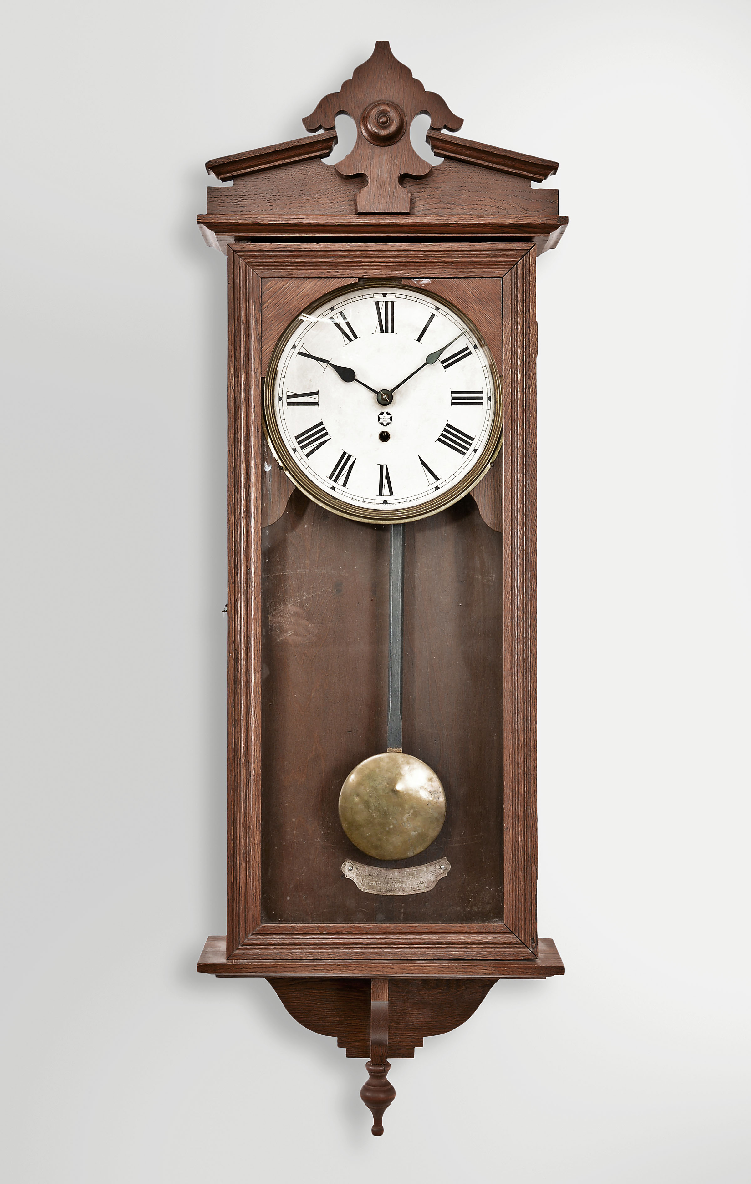 New Haven Clock Co., New Haven, Conn., "Vamoose" wall clock, 8 day, time only, spring driven movement in an oak case. — Antique Clocks Price Guide