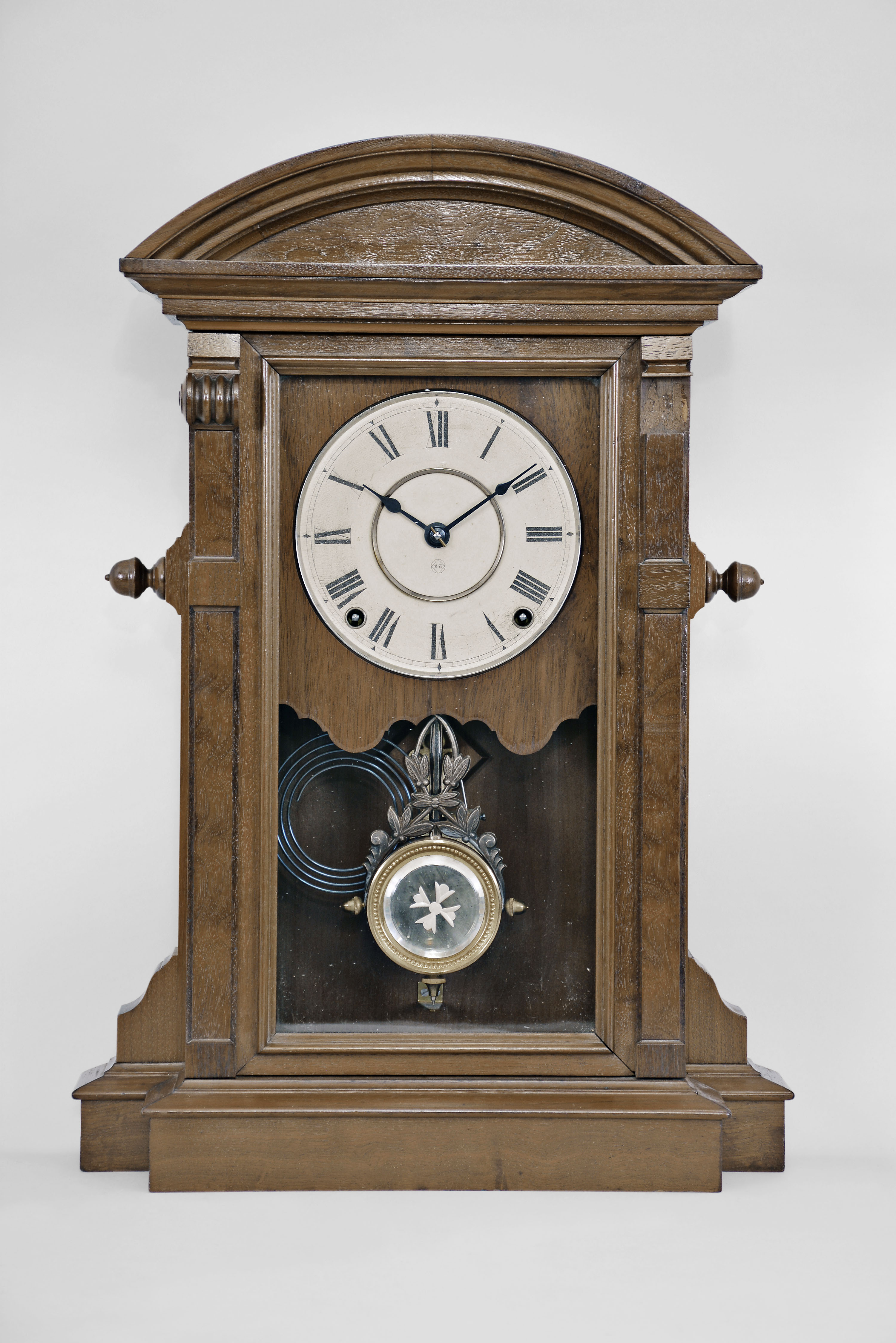 Seth Thomas Clock Co., Thomaston, Conn,, "St. Paul" shelf clock with a spring driven 8 day time and hour strike (large cathedral gong) lyre movement in a walnut veneered case. — Antique Clocks Price Guide