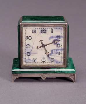AN ART DECO SILVER AND MALACHITE CLOCK, Zenith Watch Co., Switzerland, no. 5102. — Antique Clocks Price Guide