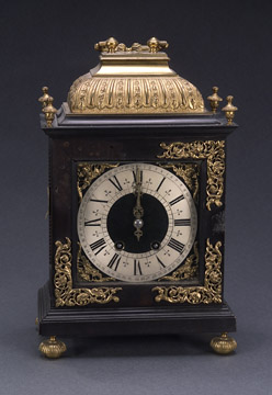 A FRENCH GILT BRONZE AND EBONIZED WOOD BRACKET CLOCK, late 19th century, movement impressed with Japy Freres mark and 'BEST RACK/8017/55', pendulum impressed '8017'. — Antique Clocks Price Guide