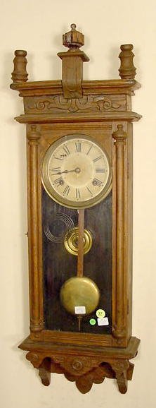 Waterbury spring driven oak hanging clock. — Antique Clocks Price Guide