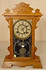 Waterbury oak shelf clock: 
