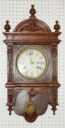 Antique Oak Waterbury Study Wall Clock — Antique Clocks Price Guide