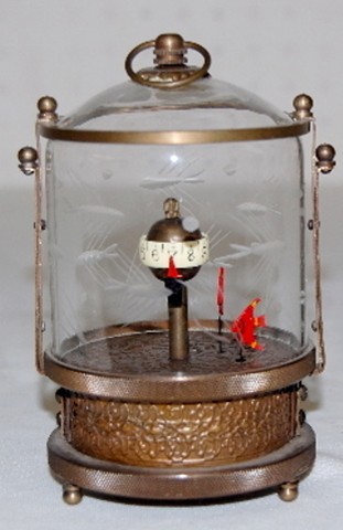 Animated Novelty Aquarium Rotary Dial Clock — Antique Clocks Price Guide